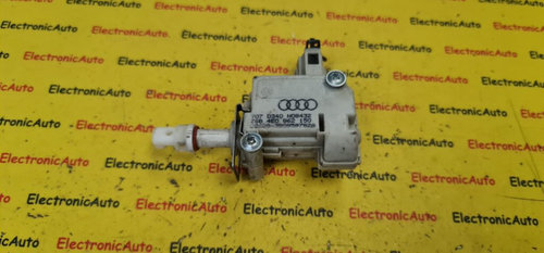 Motoras, actuator, Deschidere u?? rezervor Audi A8, 4E0862150, 3B0959782A,