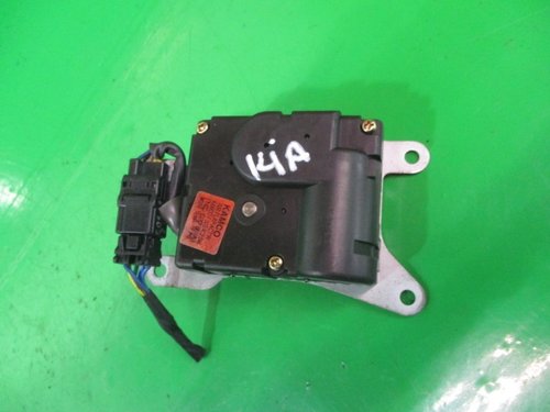 MOTORAS / ACTUATOR KAMCO COD F00S4C2046 / D267-BBWNA KIA SORENTO 1 FAB. 2002 – 2009 ⭐⭐⭐⭐...