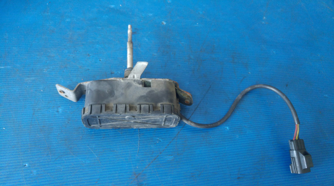 Motoras actuator lampa stanga 2.4 d volvo s80 0390206217