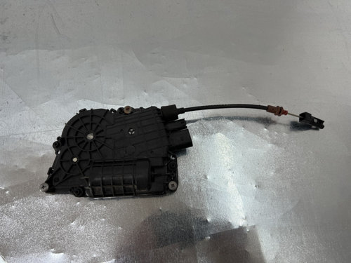 Motoras actuator soft close dreapta spate BMW F01 730d Steptronic, 245cp sedan 2011 (4154309800)