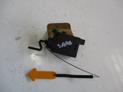 MOTORAS / ACTUATOR USITA REZERVOR COD 4493300T SAAB 9-3 FAB. 1998 – 2003 ⭐⭐⭐⭐⭐