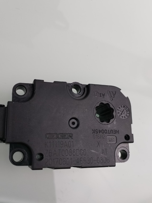 Motoras aer bord Mercedes C Class W205 K11119A01