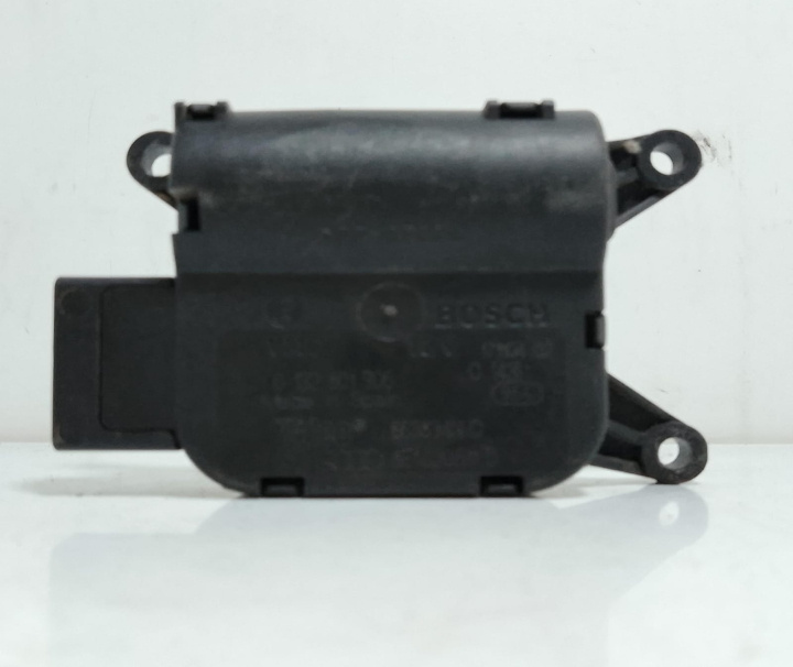 Motoras aeroterma 0132801305 / 8E1820511