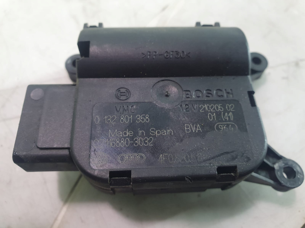 Motoras aeroterma 0132801358 Audi A6 4F/C6 [2004 - 2008] 2.0 tdi BLB