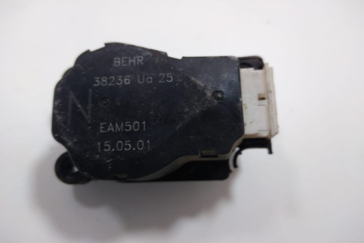 Motoras Aeroterma  38236UA25 Mercedes-Benz S-Class W220 [1998 - 2002]