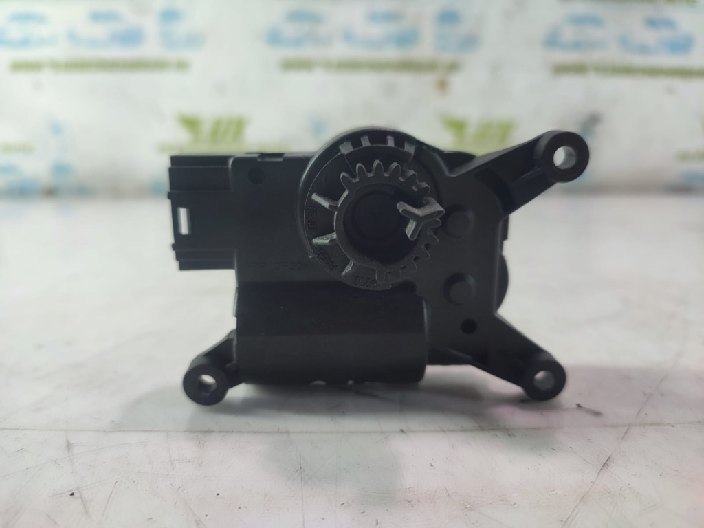 Motoras aeroterma bord 5Q0907511K Skoda Octavia 3 [2013 - 2017]