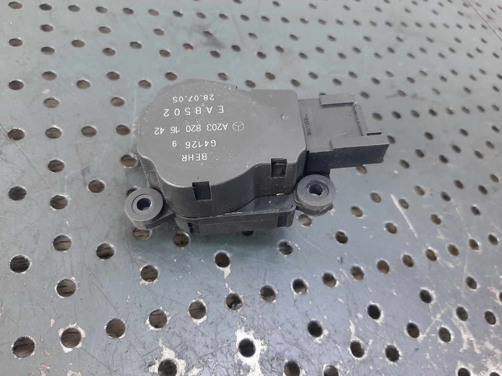 Motoras aeroterma mercedes e-class w211 a2038201642
