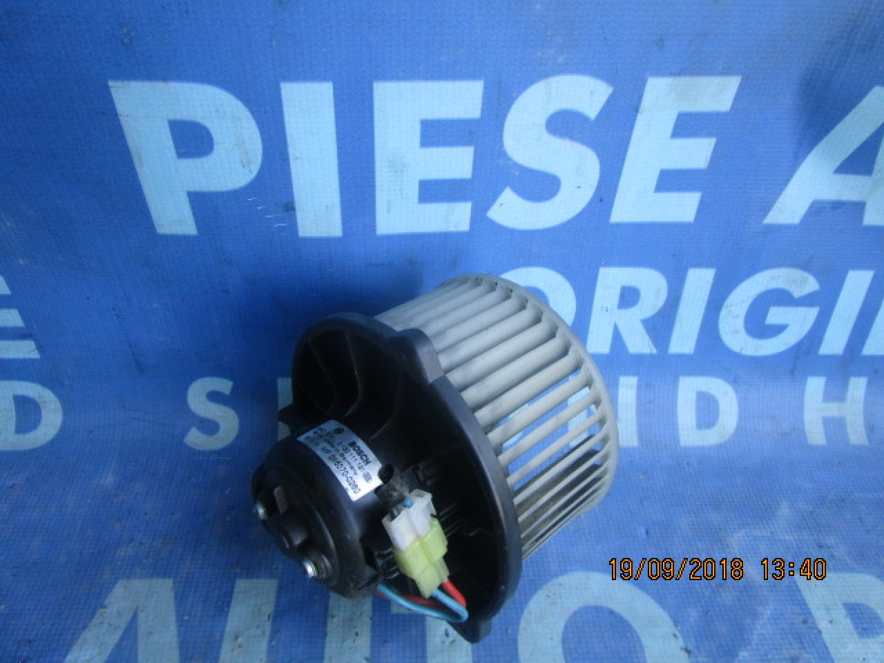 Motoras aeroterma Mitsubishi Carisma; MF016070-02