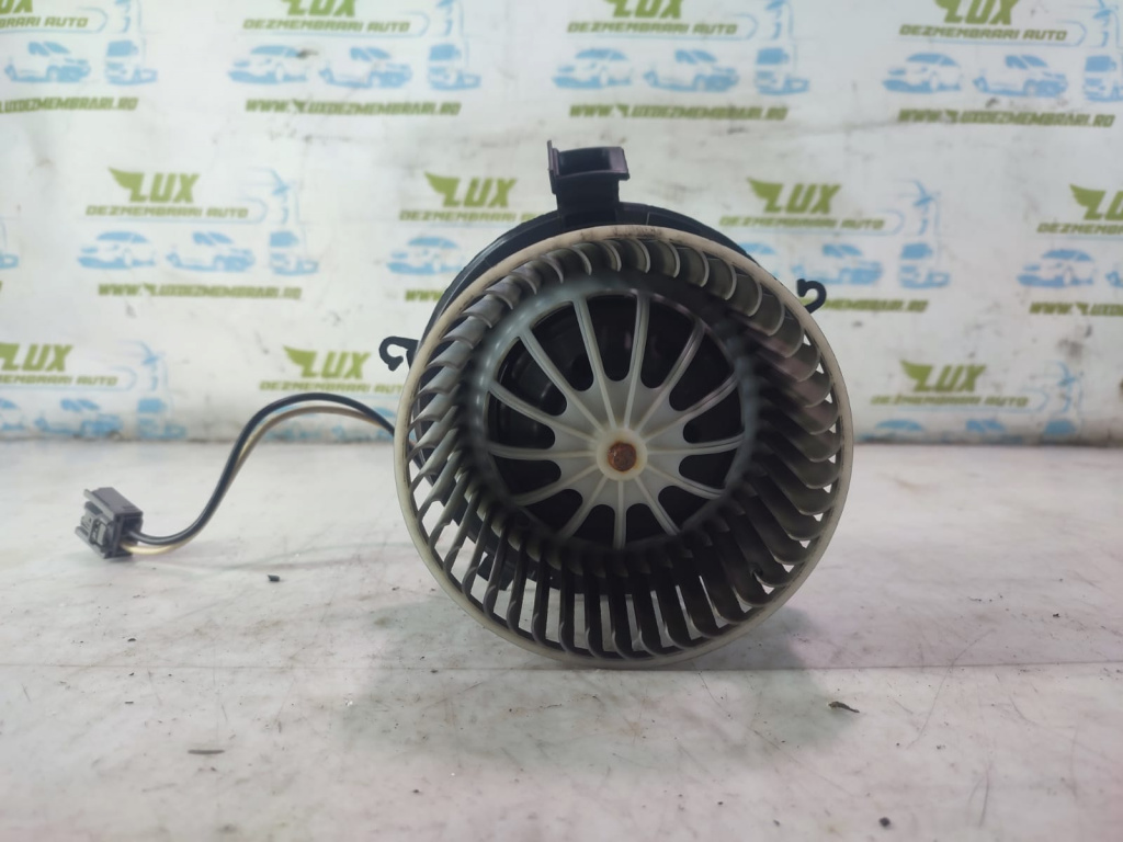Motoras aeroterma ventilatie 25020140 Opel Astra J [facelift] [2012 - 2018] 1.7 cdti A17DTS