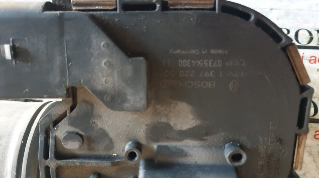Motoras ansamblu stergator parbriz VW Jetta Mk5 cod piesa: 1K1955119E