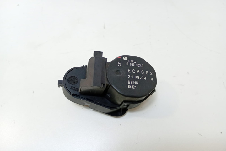 Motoras Behr aeroterma bord 6930302 BMW Seria 5 E60/E61 [2003 - 2007]