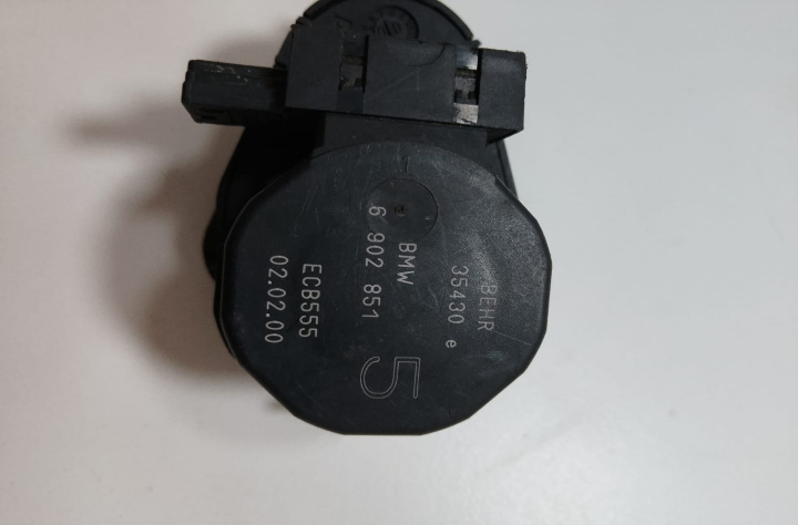Motoras Behr clapeta aeroterma 6902851 BMW Seria 3 E46 [1997 - 2003]