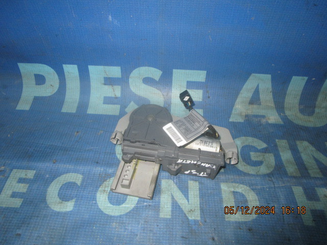 Motoras BMW E65 ; 7123326 (tetiera spate)