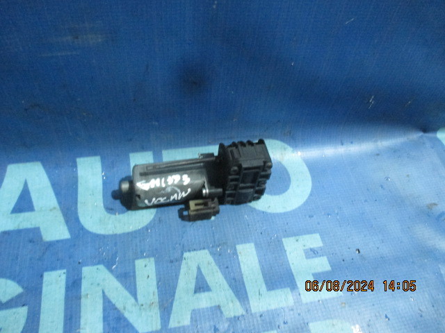 Motoras BMW G11 2016;  0390203848 (ax volan)