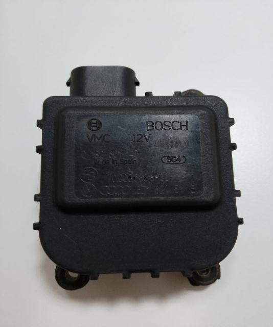 Motoras Bosch Clapeta Aeroterma 0132801149 Volkswagen VW Passat B5.5 [facelift] [2000 - 2005]