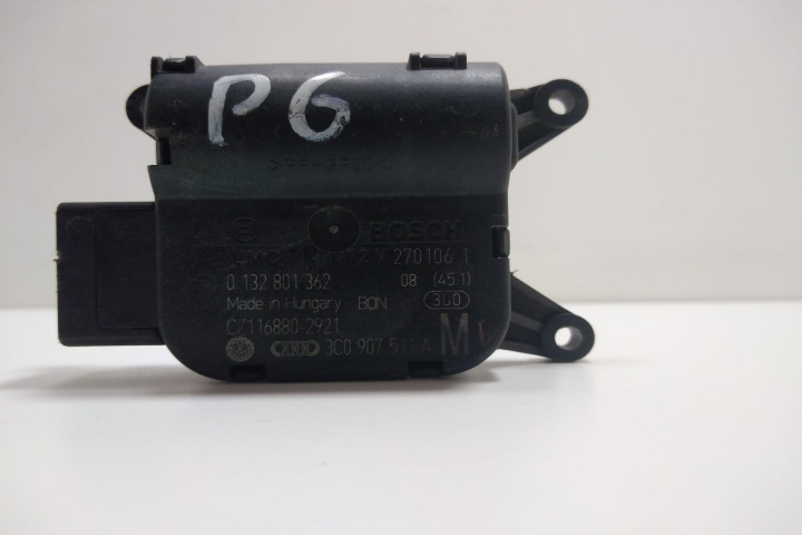 Motoras Bosch clapeta aeroterma 0132801362 / 270106 / 3C0907511A Volkswagen VW Passat B6 [2005 - 2010]