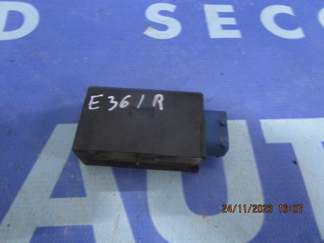 Motoras centralizare BMW E36 1995; 8353011 (portiere)