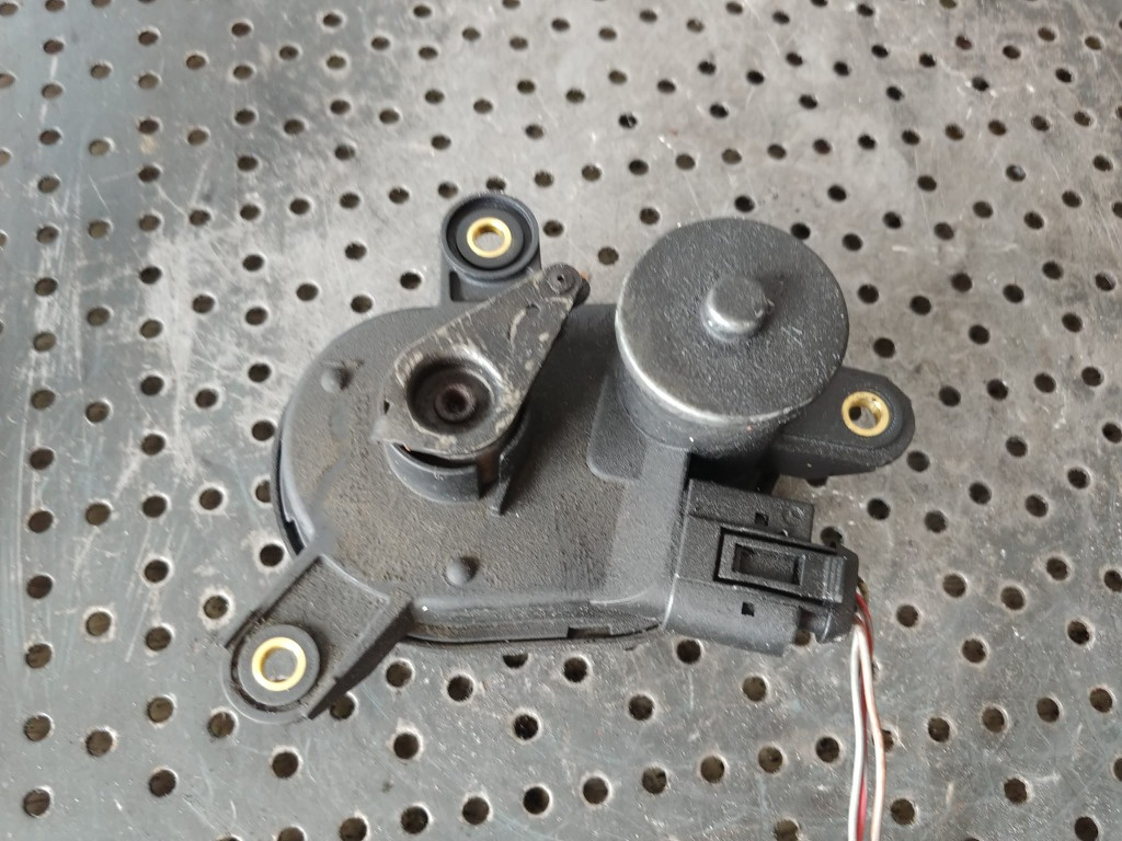Motoras clapeta admisie 2.2 cdi mercedes e class w211 a6111500494