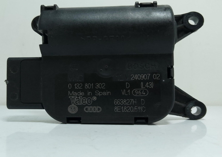 Motoras clapeta aeroterma 0132801302 / 8E1820511C Audi A4 B7 [2004 - 2008]