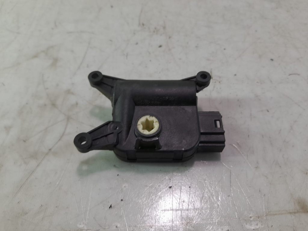 Motoras clapeta aeroterma 1k0907511j Volkswagen VW Golf 6 [2008 - 2015] 1.6 tdi CAYC