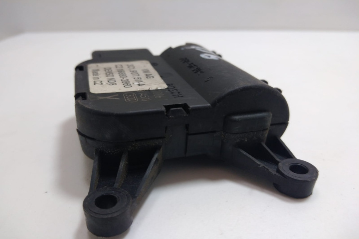Motoras clapeta aeroterma 3C1907511A Volkswagen VW Tiguan 5N [2007 - 2011]