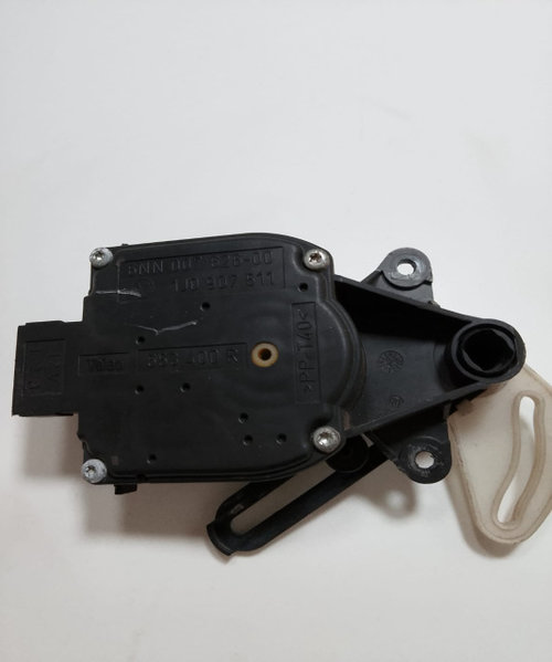 Motoras clapeta aeroterma 6NN00762600 Volkswagen VW Passat B5 [1996 - 2000]