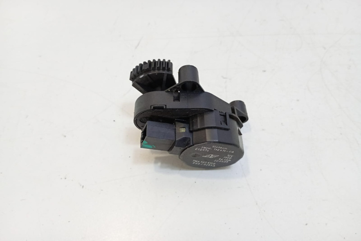 Motoras clapeta aeroterma 7M3907511D For
