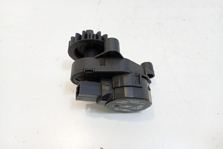 Motoras clapeta aeroterma 7M3907511E For