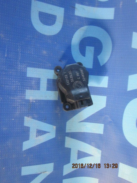 Motoras clapeta aeroterma Alfa Romeo 147 : 52495067