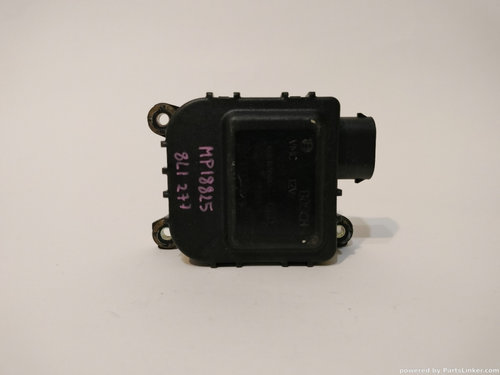 Motoras clapeta aeroterma AUDI A3 (8L1) [ 1996 - 2006 ] 1.6 (AVU, BFQ) 75KW|102HP VAG OEM 8D0820511C