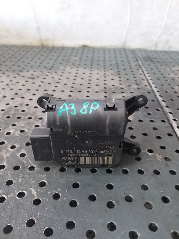 Motoras clapeta aeroterma audi a3 8p 0132801337 983381fe 1k0907511d