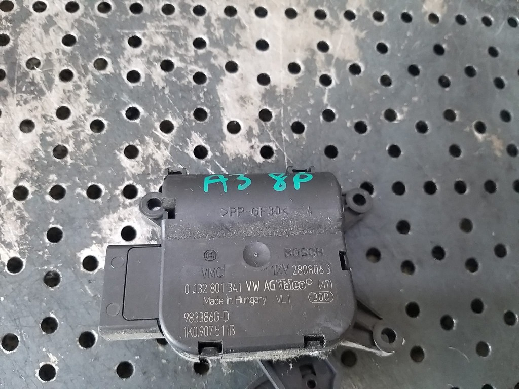 Motoras clapeta aeroterma audi a3 8p 0132801341 983386gd 1k0907511b