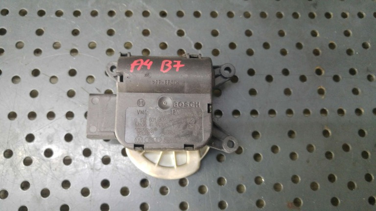 Motoras clapeta aeroterma audi a4 b7 0132801302 663827h