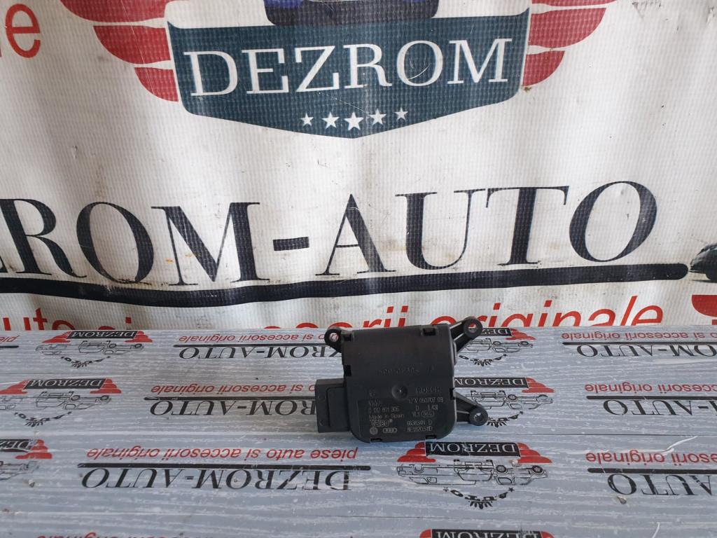Motoras clapeta aeroterma Audi A4 B7 2.0 TFSi 220 cai cod piesa : 8E1820511D