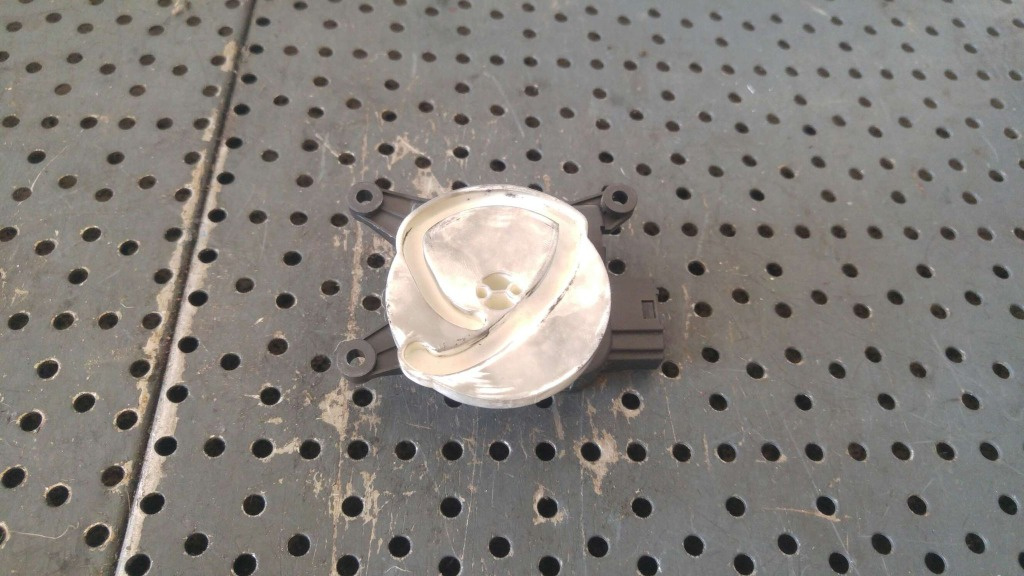 Motoras clapeta aeroterma audi a4 b7 8e 0132801302 663827h