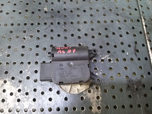 Motoras clapeta aeroterma audi a4 b7 8e 0132801302 663827h 8e1820511c