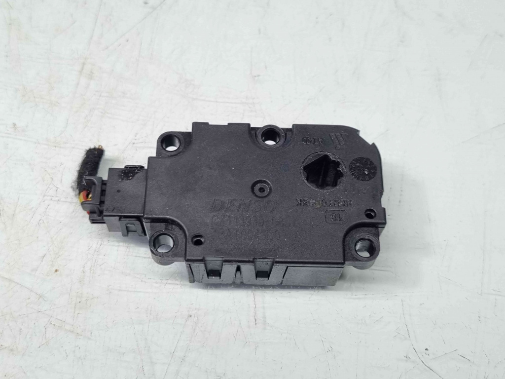 Motoras clapeta aeroterma bord Audi A6 (4G2, C7) [Fabr 2012-2017] CZ113930-0857