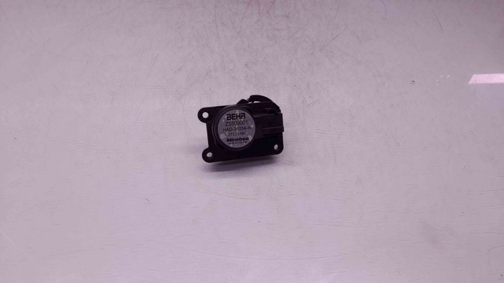 Motoras clapeta aeroterma bord Peugeot 3008 [Fabr 2009-2016] Z5509001
