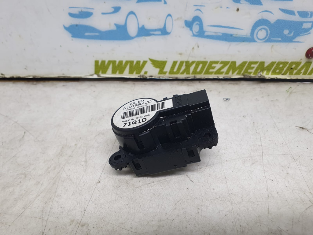 Motoras clapeta aeroterma bord vhb30-30003-e 1.5 dci Renault Megane 3 [2008 - 2014]