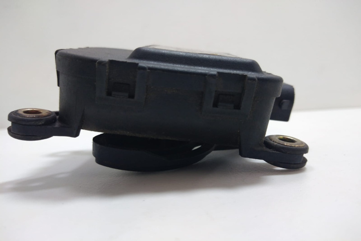 Motoras clapeta aeroterma Bosch 0132801129 / 4B18205118 Audi A4 B5 [1994 - 1999]