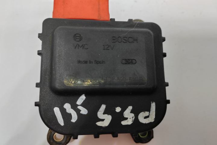 Motoras clapeta aeroterma Bosch 0132801149 Volkswagen VW Passat B5.5 [facelift] [2000 - 2005]