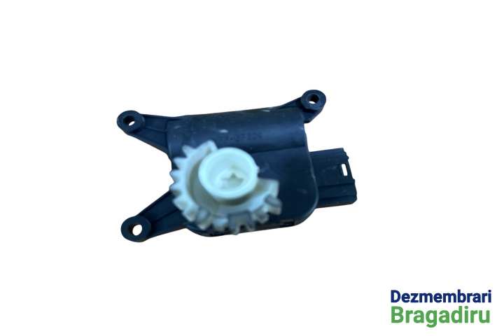Motoras clapeta aeroterma Cod: 1K0907511C 1K0907511C Volkswagen VW Golf 6 [2008 - 2015] Hatchback 5-usi 2.0 TDI MT (110 hp) Cod motor CBDC Cod culoare LB9A