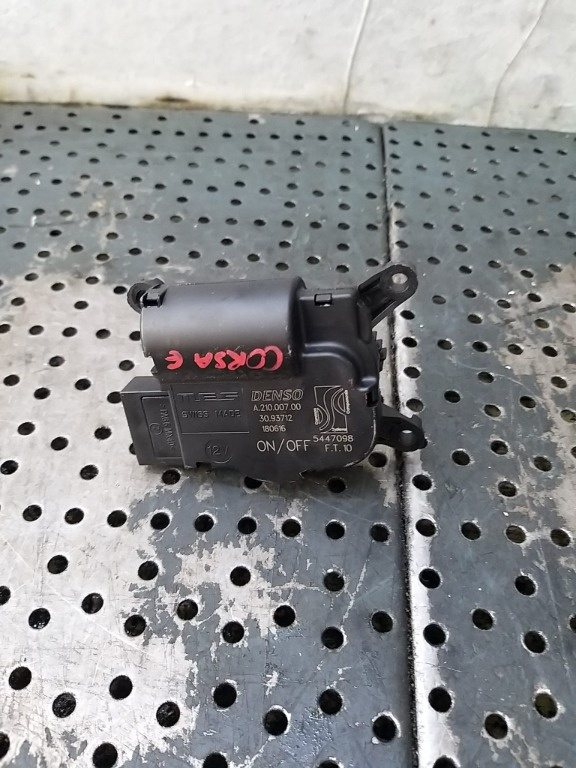 Motoras clapeta aeroterma opel corsa e x15 a21000700 3093712