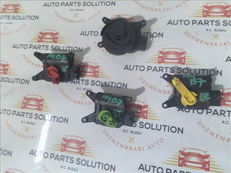 Motoras clapeta aeroterma stanga ( 4 buc ) AUDI A4 B7