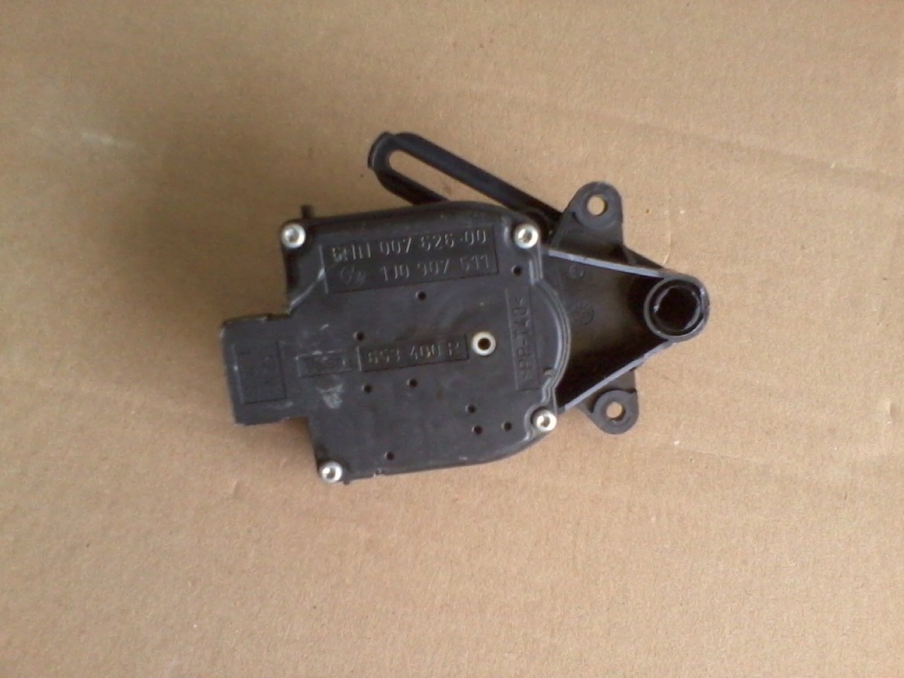 Motoras clapeta aeroterma VW Audi Skoda Seat cod 1J0907511, 6NN00762600