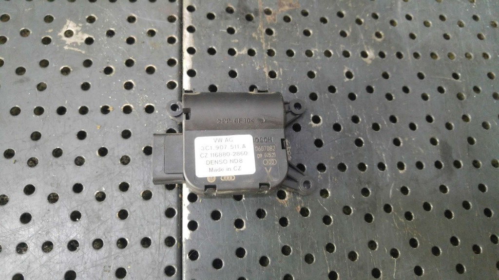 Motoras clapeta aeroterma vw passat cc 3c1907511a cz1168802860