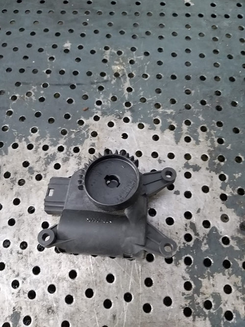 Motoras clapeta aeroterma vw polo 6r 0132801357