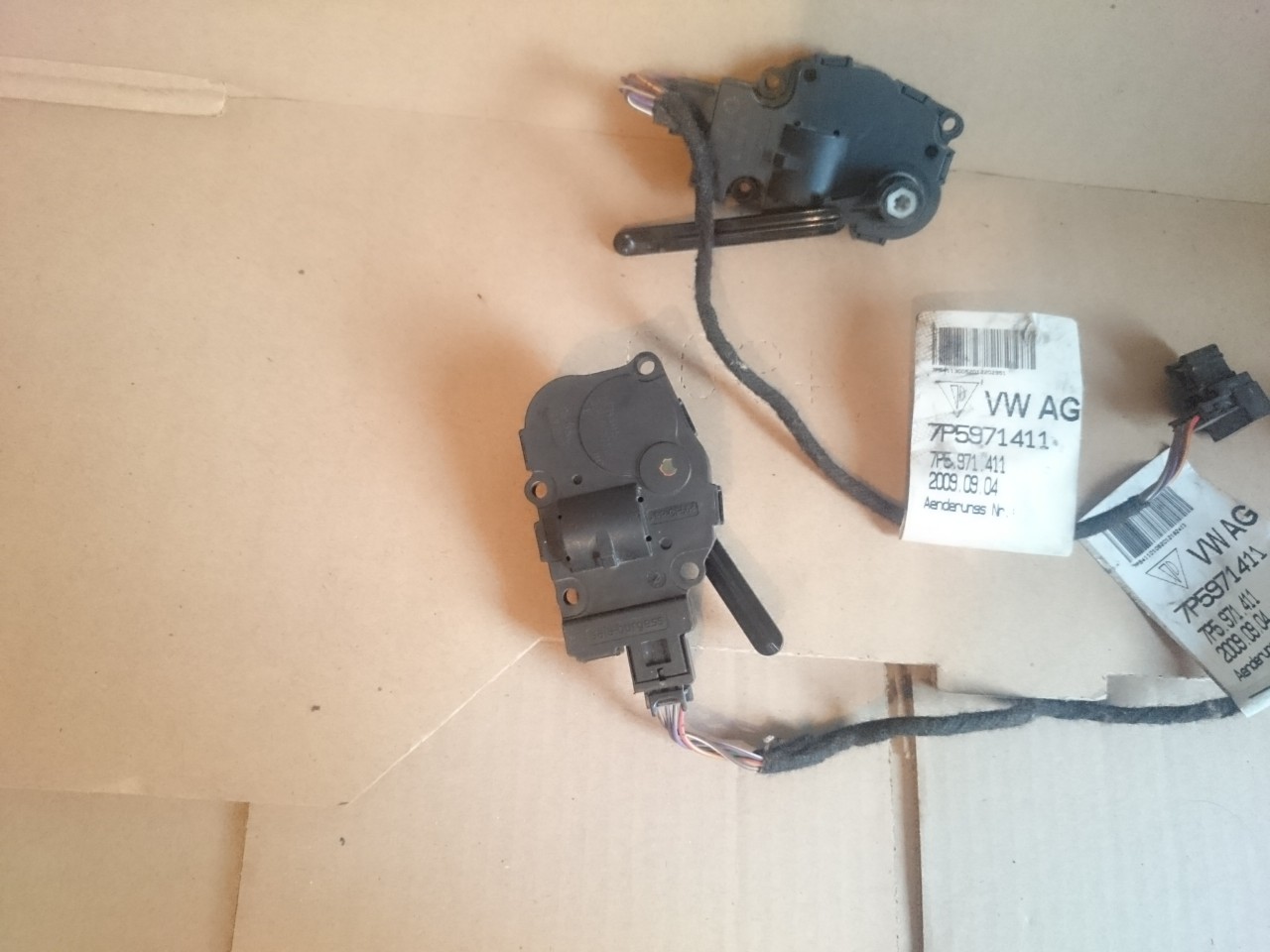 Motoras clapeta climatizare Porsche Cayenne ll 958 (2010-2020) cod 7P5971411
