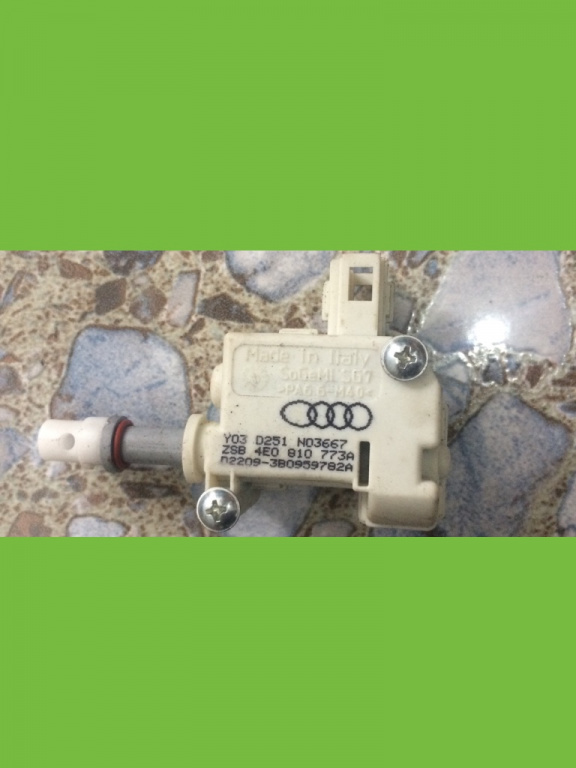 Motoras clapeta rezervor Audi A8 D3/4E [2002 - 2005] Sedan 4.2 tiptronic quattro (335 hp) AUDI A8 (4E_) 10.2002 - 07.2010 A8 4.2 QUATTRO 4.2 - BFM