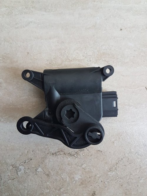 Motoras clapete aeroterma 1k0907511 vw touran 2003-2015
